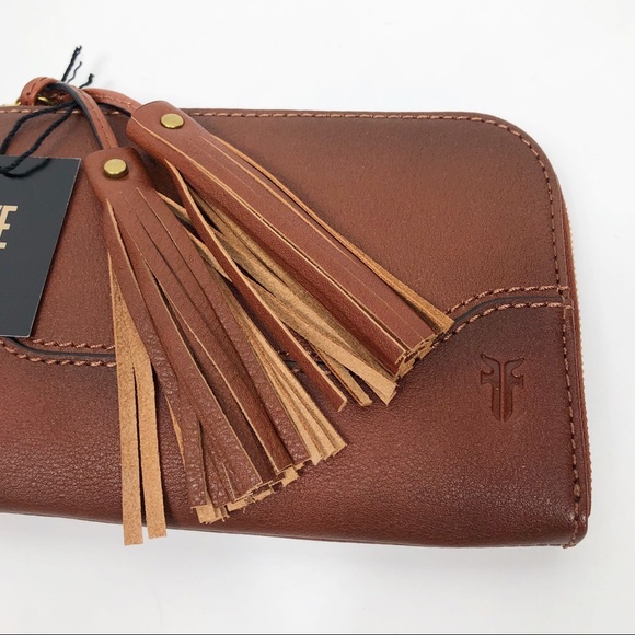 Frye NWT Paige Leather Wristlet Cognac Brown - Picture 3 of 8